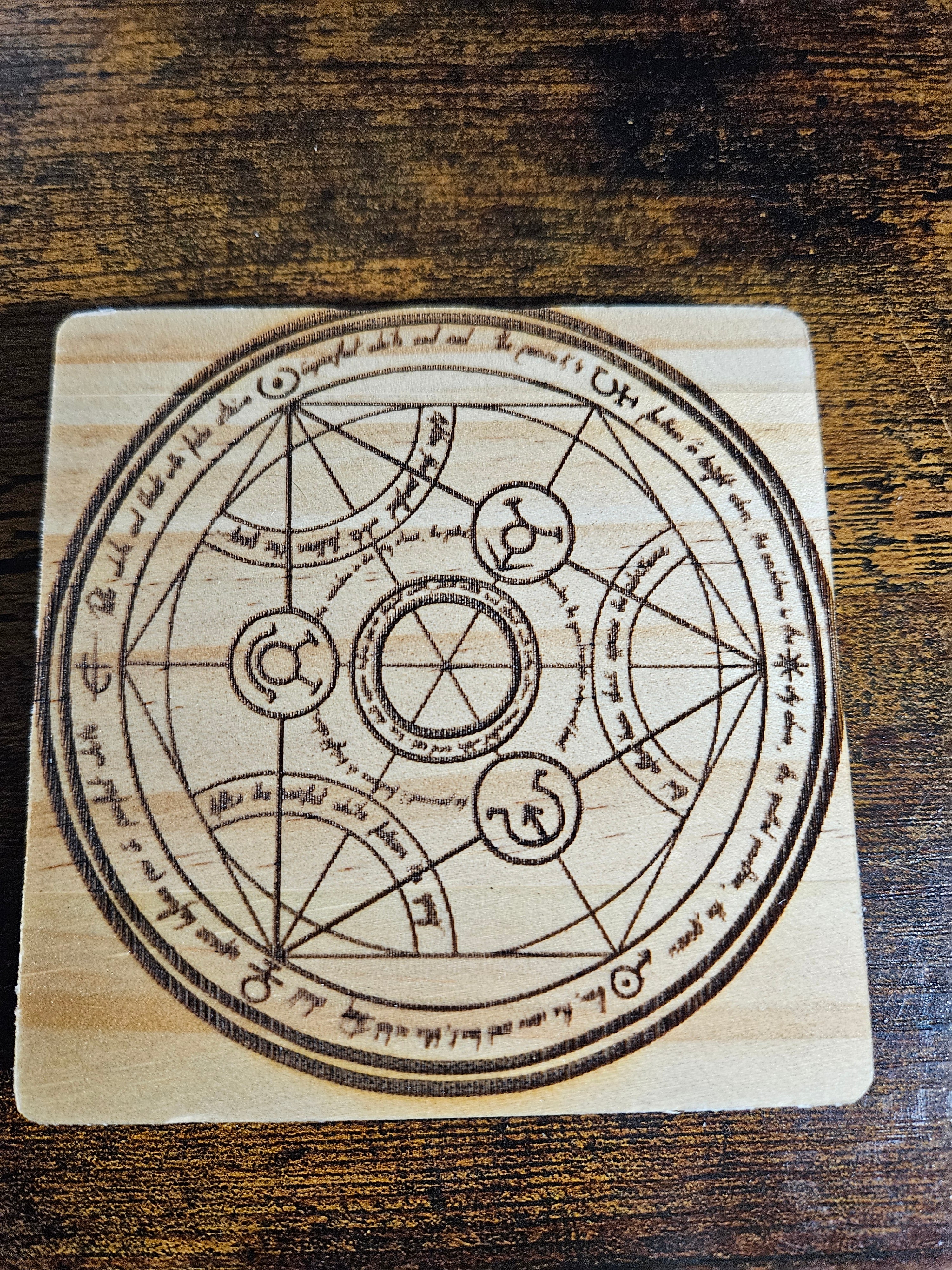 FMA wood coaster w/no scratch feet